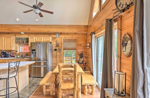 Windham Cabina | Grand Windham Retreat w/ Fire Pit & Game Room