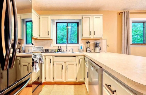 Gouldsboro Casa | Grand Woodland Retreat | Hot Tub | Game Room