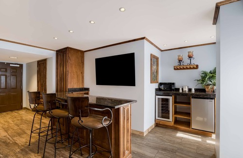 Central City Hotel | Grand Z Casino Hotel by Red Lion Hotels