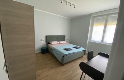 Cantu Apartamento | Grande Appartamento familiare - 3 camere 3 bagni - P1
