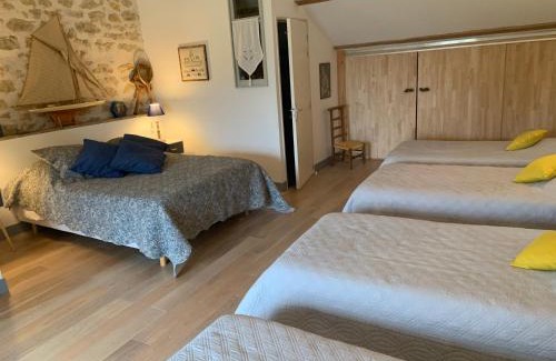 Roquemaure Casa | Grande Chambre chez l'habitant dans Mas provençal
