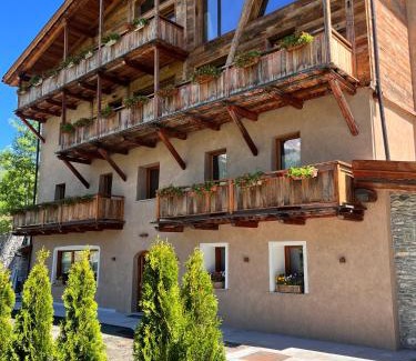 Cesana Torinese Cama Y Desayuno | Grande Cote Room and Breakfast