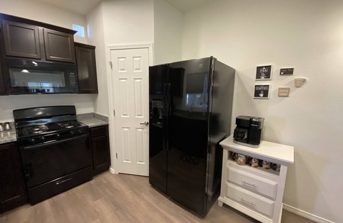 Albuquerque Casa | Grande Getaway-centrally located, well appointed home