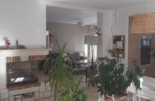 Saint-Simon Villa | Grande Maison au Milieu des Arbres à 5mn du Métro