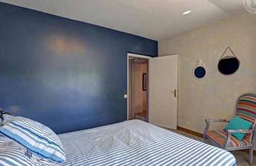 Belmont-de-la-Loire Casa | Grande maison avec piscine, jardin et animaux admis - FR-1-496-247