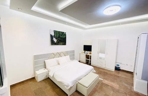 Jabi Cama Y Desayuno | Grandeur Apartment