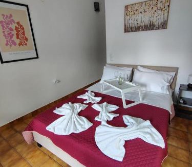 Dirfys-Messapia Apartamento | Grandma's Pine Apartments