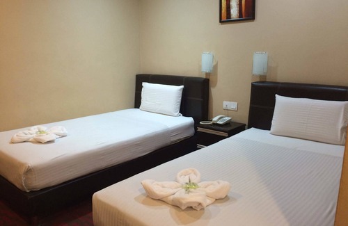 Kampung Melayu Sempalit Hotel | Grandview Hotel