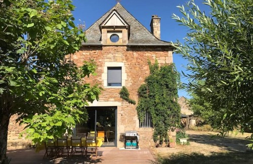 Mondalazac Casa | Grange Reformée en Pleine Nature