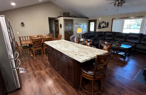 Rib Mountain Casa | Granite Peak Getaway – 4BR, Sauna, Hot Tub, Fire Pit