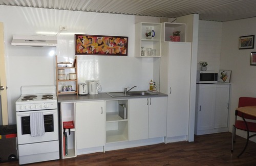 Rockingham Casa | Granny flat just 3 minutes walk to the beach.
