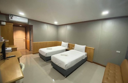 Phlabphla Hotel | grannylla Ramkhamhaeng