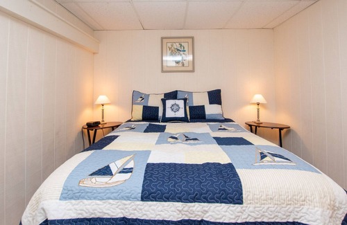 Rushville Cabaña | Grapewood: "150 pies de prístina Sunny Beach"