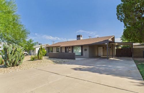 Alhambra Casa | Great 4 Groups, Near Everything!