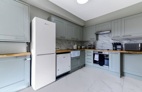 Tottenham Green Casa | GREAT 4BR House