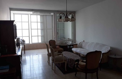 Kadima Apartamento | Gran apartamento familiar limpio 5 min. A pie de la playa y del paseo marítimo.