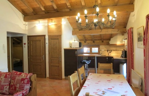 Pralognan-la-Vanoise Apartamento | El confort y buenas vistas a las pistas, central y tranquila!