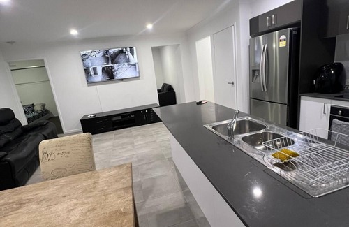 Park Ridge Casa | Great Entertaining Home