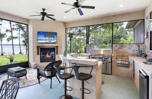 Crescent City Casa | Great Escape waterfront in Crescent City!