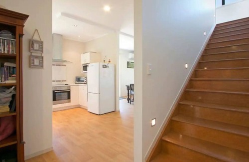 Bowentown Casa | Great family holiday home with entertainment area for extras