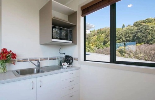 Bowentown Casa | Great family holiday home with entertainment area for extras