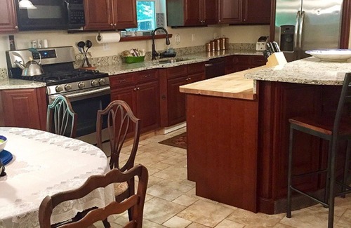 South Haven Casa | Precio DOWN-Great Family Home ambientado en Critical Dunes of SW MI. Corto paseo al lago!