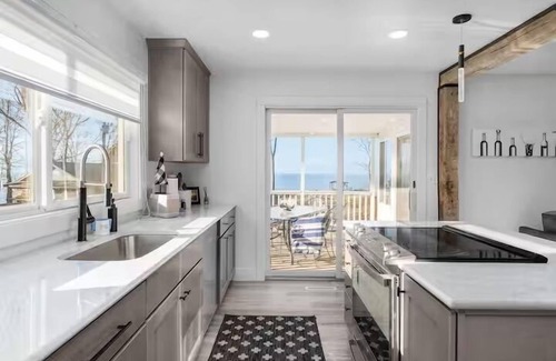 Montague Cabaña | Great Lake Michigan Cottage on 1.5 acres. Room to play