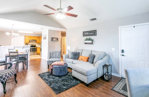 Flowood Casa | *Great Location* Minutes to Airport, Jackson, Rez