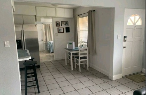 Pinellas Point Casa | Great Location w/Heated Pool with beautiful outdoor patio/bar area!