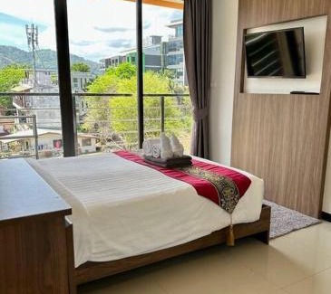 Nai Harn Apartamento | Great mountain view apartment, Pearl 504