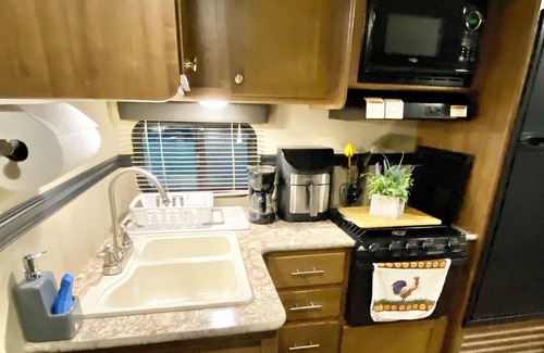 East Palatka Casa | Great View on a 60-acre ranch, with animals, water, pastures, and more!