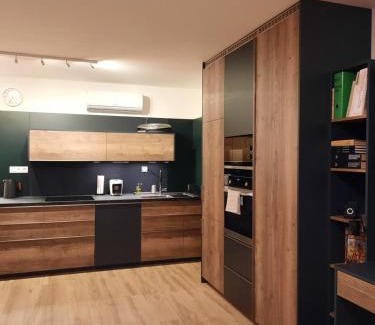 Bratislava Apartamento | Green Door Apartment