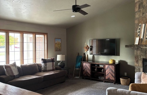 Ashwaubenon Casa | Green Bay's Hometown Hideaway