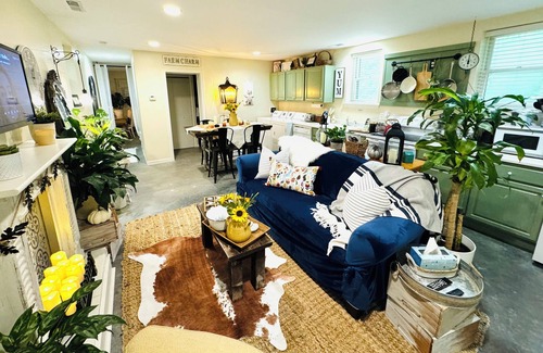 Gardner Cabaña | Green Cottage Farm Stay & Food