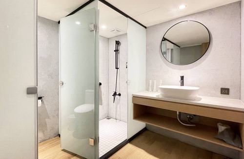 Central District Hotel | Green Hotel - midori