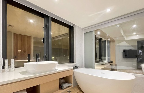 Central District Hotel | Green Hotel - midori