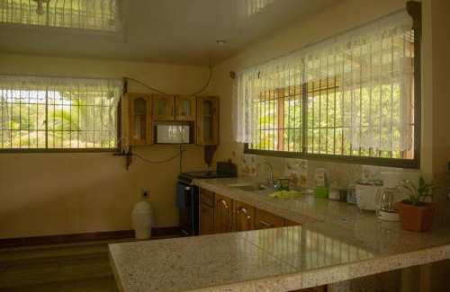 Cantón de Guatuso Villa | Green House