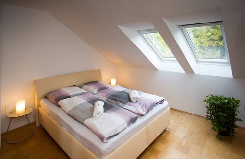 Broich Apartamento | Green Little Home, ático en el borde del bosque en Mülheim an der Ruhr