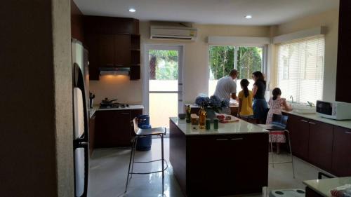 Chonburi Villa | Green Olive Villa Amata Spring Golf