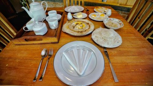 Hingurakgoda Hotel | Green Peak Lodge