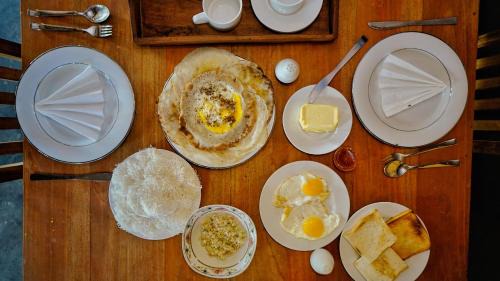 Hingurakgoda Hotel | Green Peak Lodge