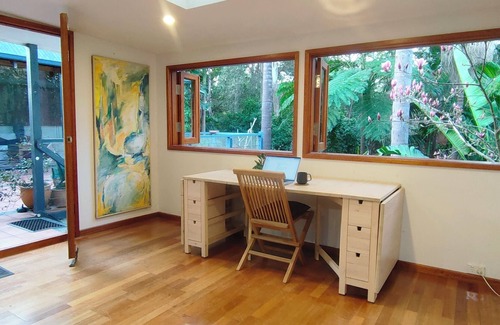 Baulkham Hills Casa | Green Retreat 30 mins to Sydney city