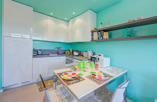 Rivoltella Apartamento | Green Tiffany Apartment, Desenzano Del Garda, Italy