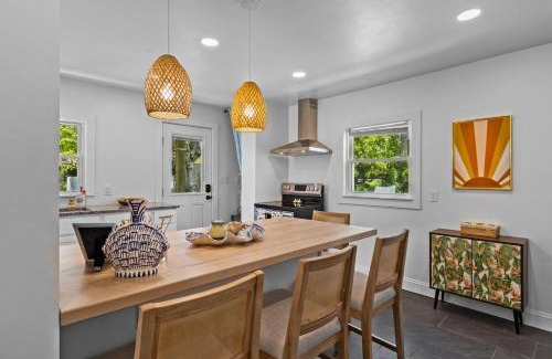 Morehead City Casa | Green Turtle Cottage home