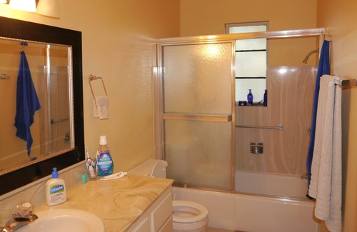 Green Valley Fairways Casa | Campo de golf Green Valley Con vista a las montañas de Santa Rita