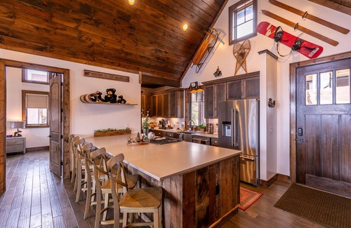 Elk Park Casa | Green Valley III at Eagles Nest, amazing views!
