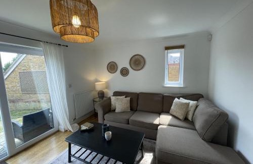 Ashford Casa | Greenfields House Ashford
