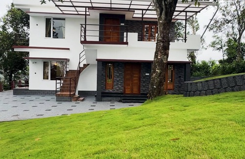 Elappara Villa | Greenshore 4Bhk villa Vagamon