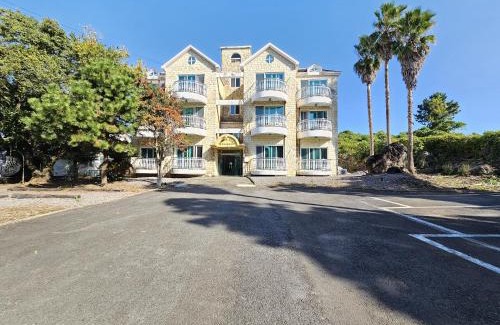 Jungmun Casa | Greenside Pension