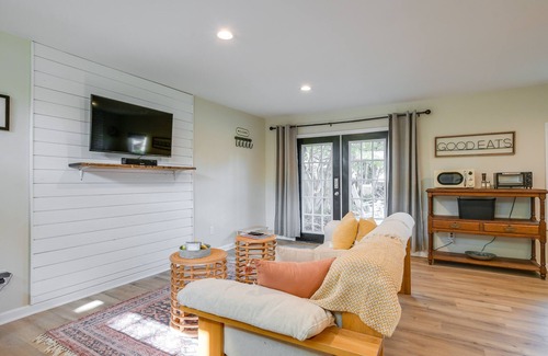 Greer Casa | Greer Guest House < 1 Mi to Park & Downtown Area!